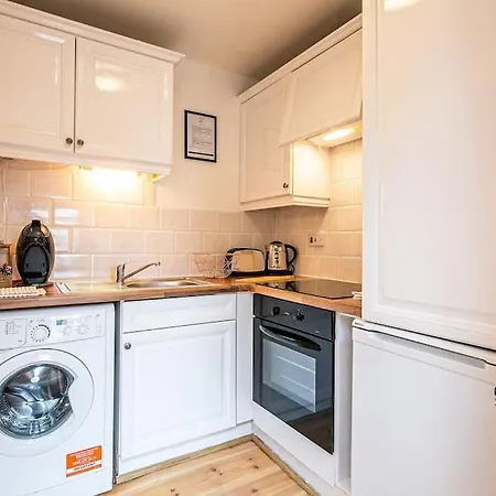 Victoria Quays Warehouse Apartment: Pet-Friendly City Centre Stay Sheffield Exterior photo