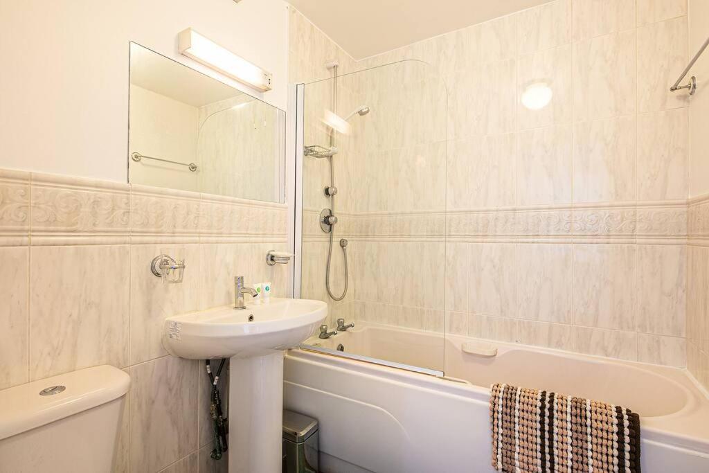 Appartement Beautiful 1-bed In Grade Listed Warehouse - Victoria Quays, Centre, Free Parking, Pet Friendly, Netflix Sheffield